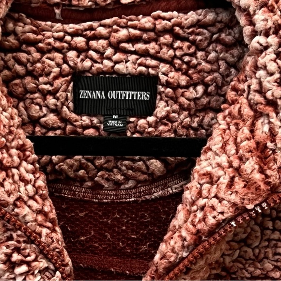 Zenana Outfitters Burgundy White Fuzzy Quarter Zip - Picture 2 of 8